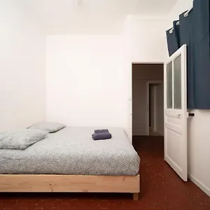  Appartement Equipe 4 Couchages Belle De Mai